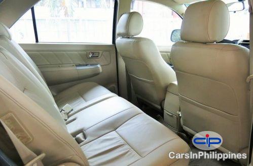 Toyota Fortuner Automatic 2008 - image 4