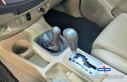 Toyota Fortuner Automatic 2009 - image 4