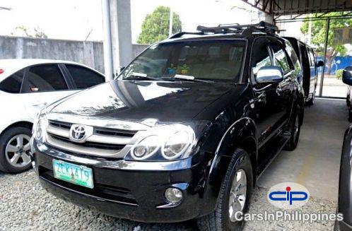 Pictures of Toyota Fortuner Automatic 2006