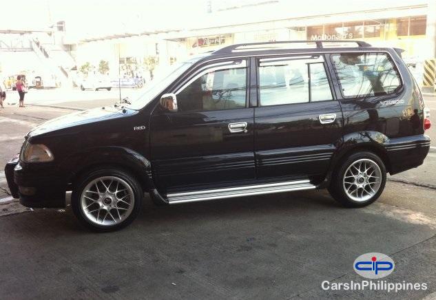 Toyota Revo Automatic 2004 - image 2