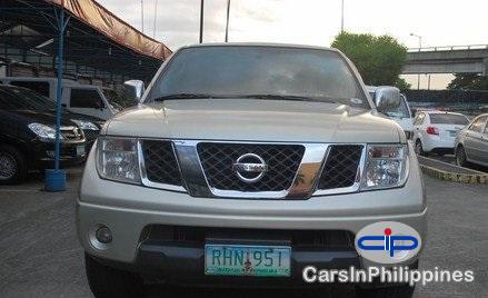 Nissan Navara Automatic 2009 - image 2