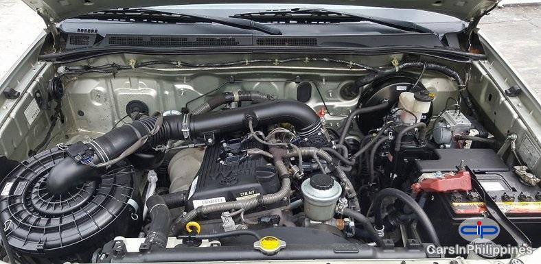 Toyota Fortuner Automatic 2011 - image 6