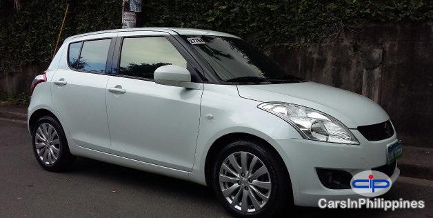 Pictures of Suzuki Swift Automatic 2012