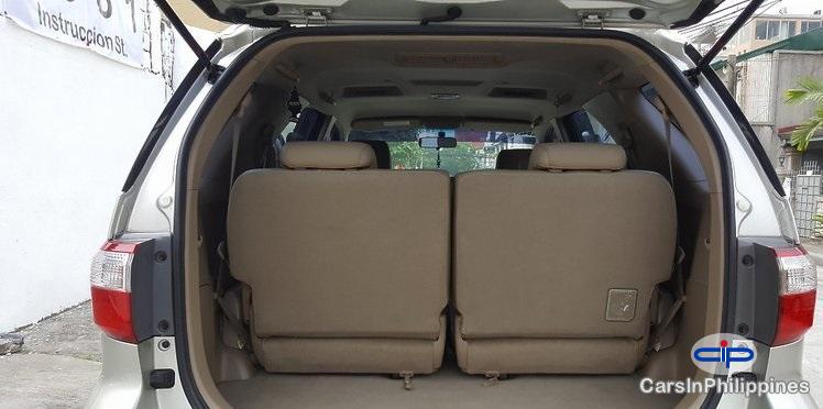 Toyota Fortuner Automatic 2011 - image 5