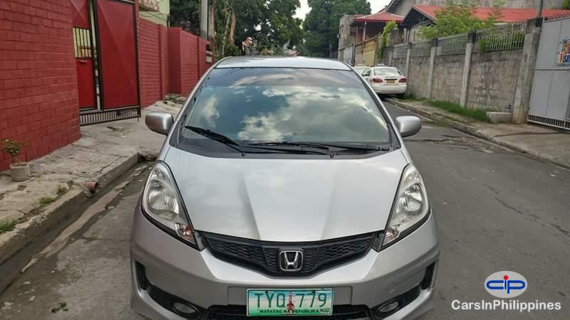 Picture of Honda Jazz Manual 2012