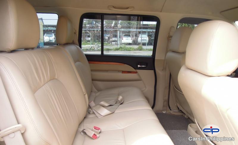 Ford Everest Automatic 2010 - image 5