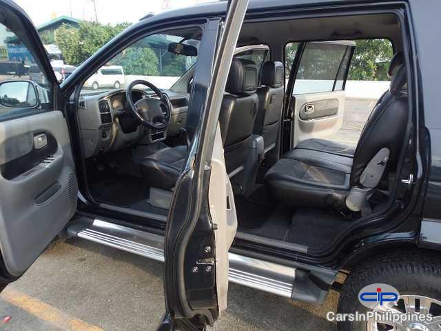 Isuzu Crosswind Manual 2008 - image 2
