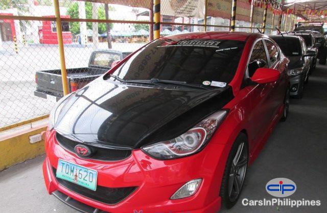 Pictures of Hyundai Elantra Manual 2012