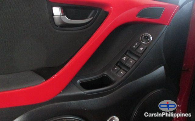 Hyundai Elantra Manual 2012 - image 6
