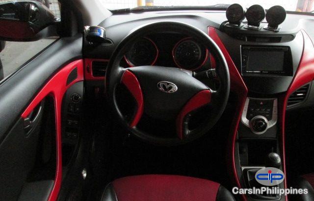 Hyundai Elantra Manual 2012 - image 8