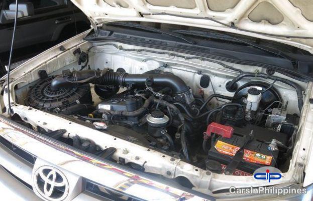 Toyota Fortuner - image 6