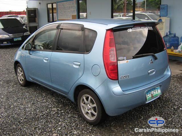 Mitsubishi Colt - image 2