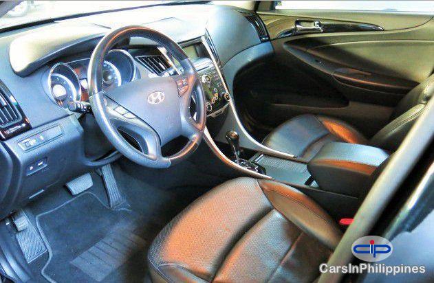 Hyundai Sonata in Camarines Sur