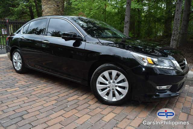 Pictures of Honda Accord Automatic 2013
