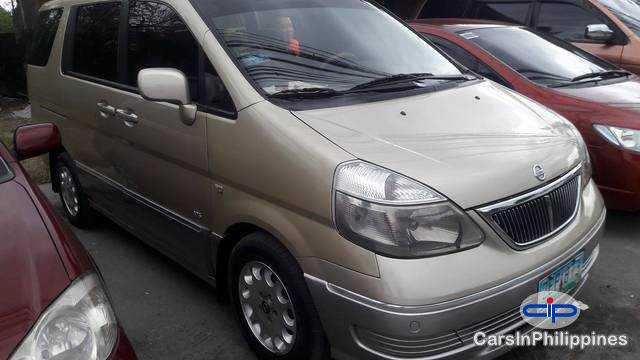 Pictures of Nissan Serena Automatic 2006