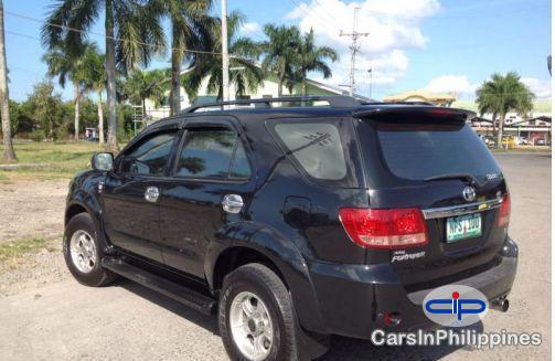 Picture of Toyota Fortuner Manual 2007