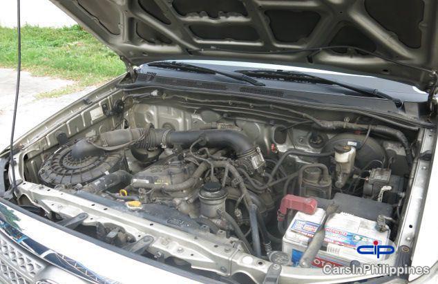 Toyota Fortuner - image 6