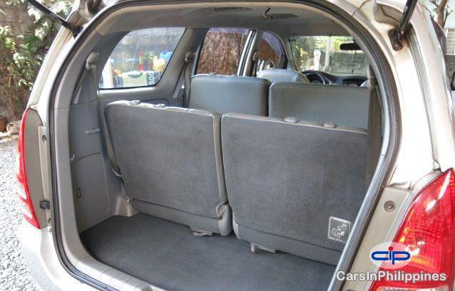 Toyota Innova - image 5