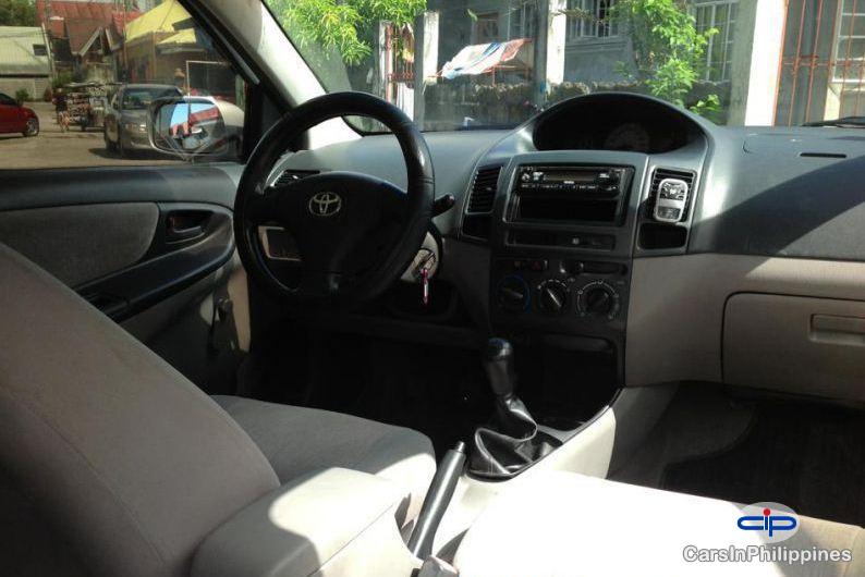 Toyota Vios - image 2