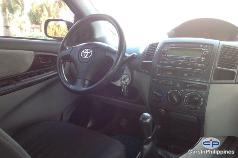 Toyota Vios - image 2