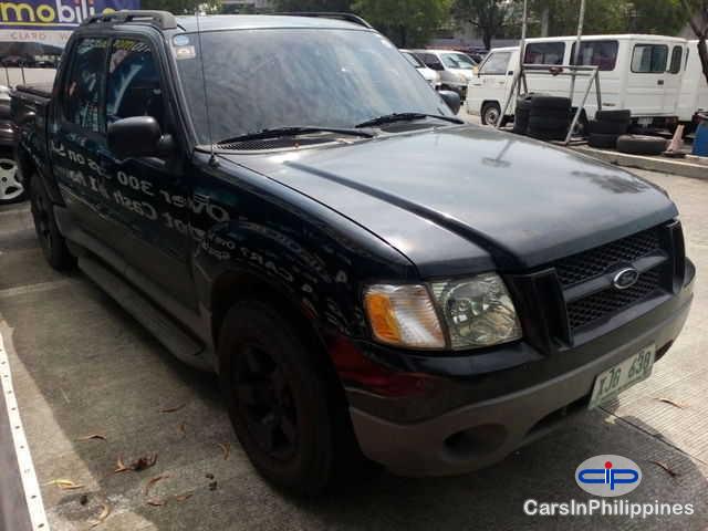 Pictures of Ford Explorer Automatic 2003