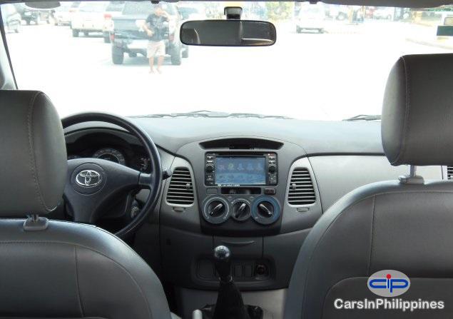 Toyota Innova Manual 2006 - image 2