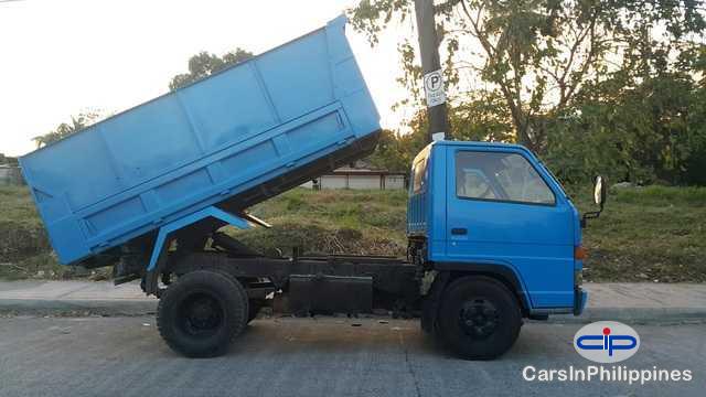 Picture of Isuzu 2001