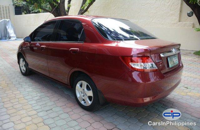 Honda City Manual 2004 - image 2
