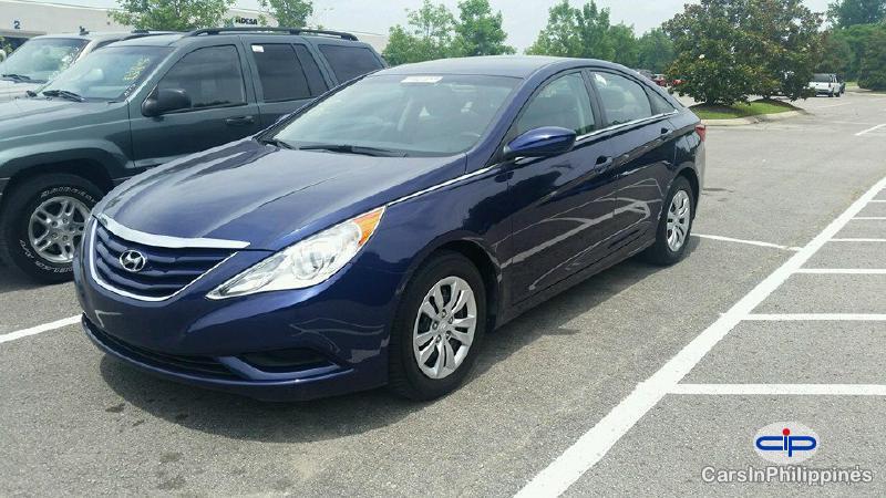 Pictures of Hyundai Sonata Automatic 2011