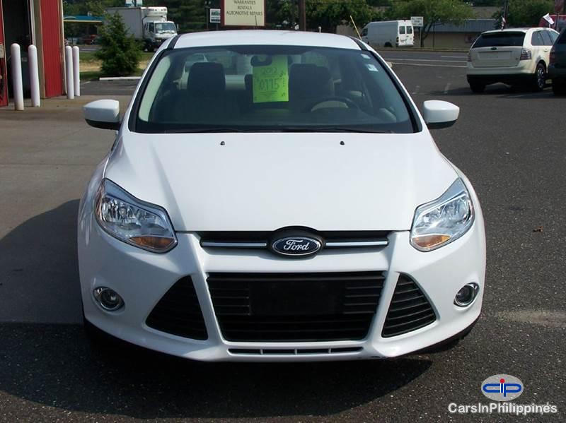 Ford Focus Automatic 2012 - image 8