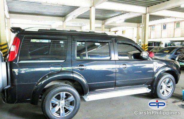 Ford Everest - image 8