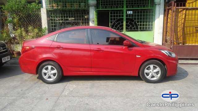 Hyundai Accent Automatic 2012 - image 2