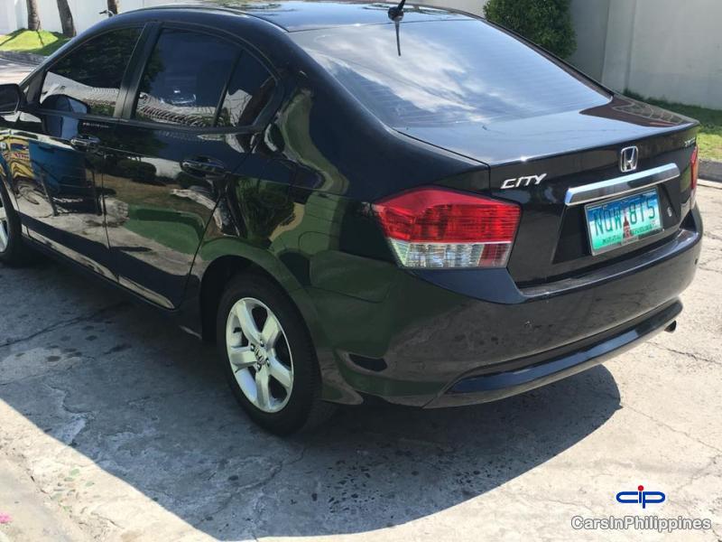 Honda City Automatic - image 3