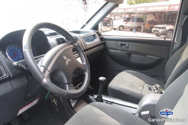 Mitsubishi Adventure - image 3