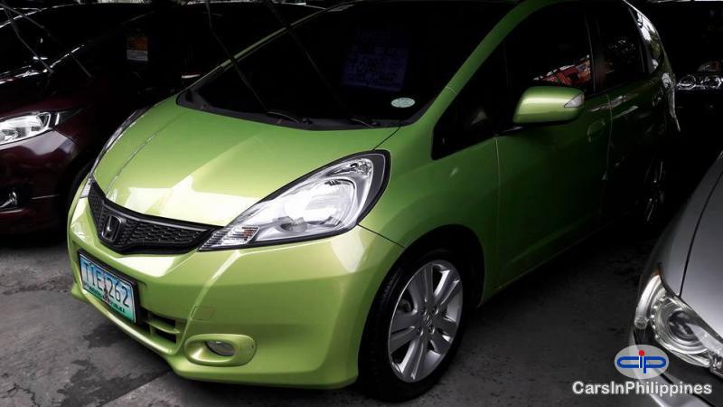 Honda Jazz Automatic - image 4