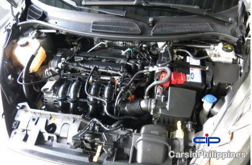 Ford Fiesta - image 6