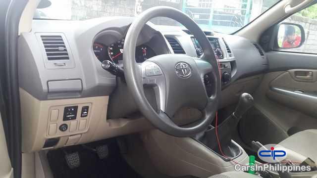 Toyota Hilux Manual 2012 in Metro Manila