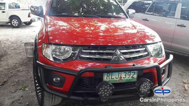 Picture of Mitsubishi Strada