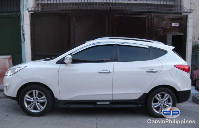 Pictures of Hyundai Tucson Automatic 2010