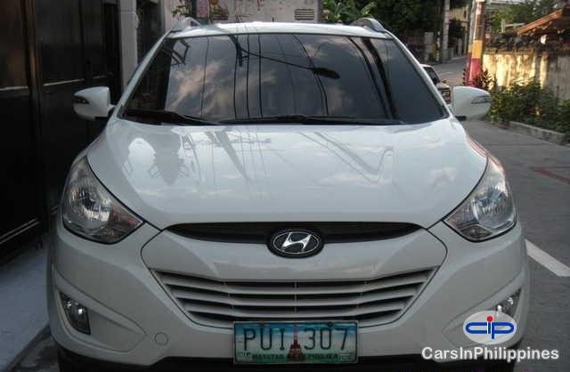 Hyundai Tucson Automatic 2010 - image 2