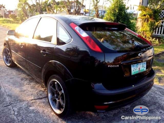 Ford Focus - image 2