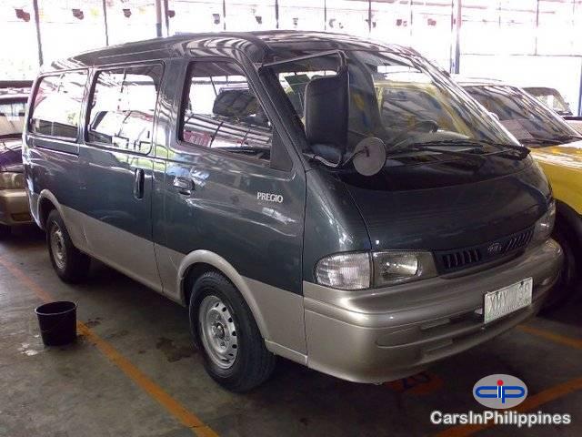 Kia Carnival Manual in Zambales