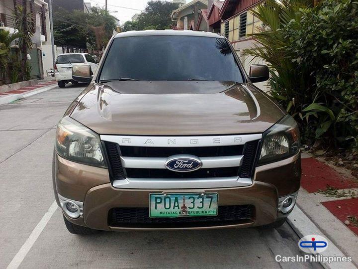 Ford Ranger Automatic in Antique