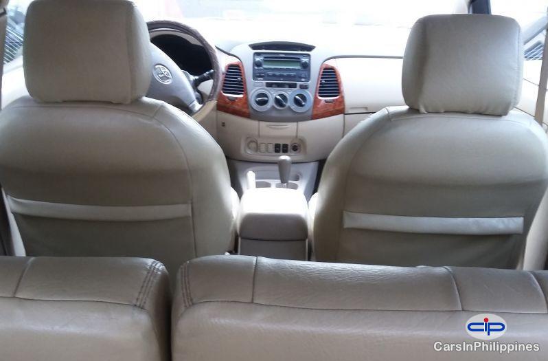 Toyota Innova Automatic - image 6
