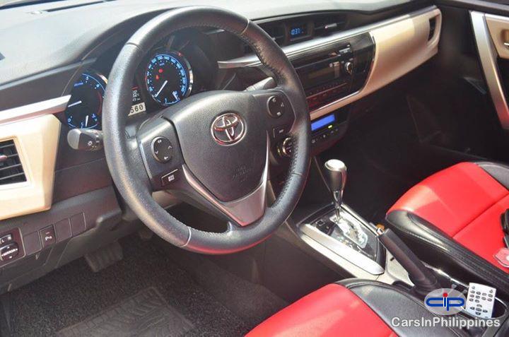 Toyota Corolla Automatic 2015 - image 4