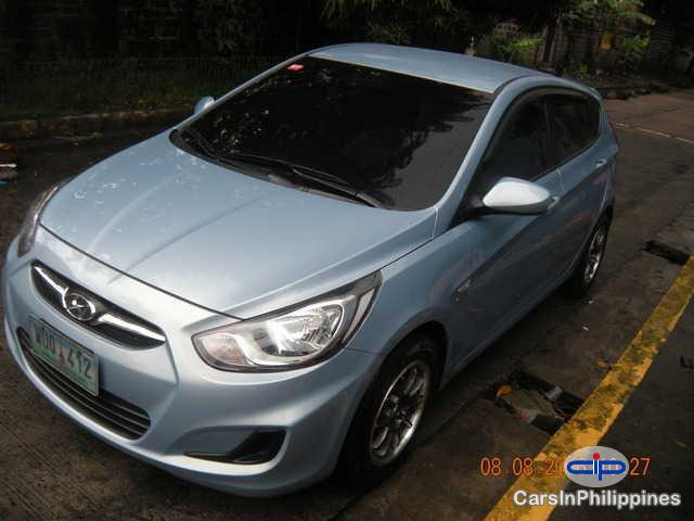 Hyundai Accent Manual - image 2