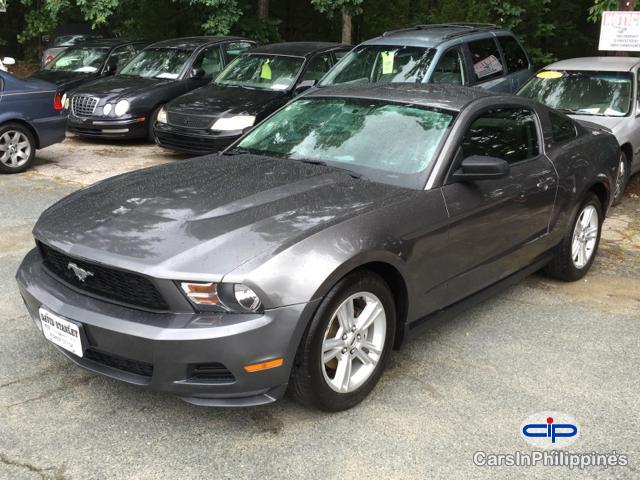 Pictures of Ford Mustang Automatic 2010