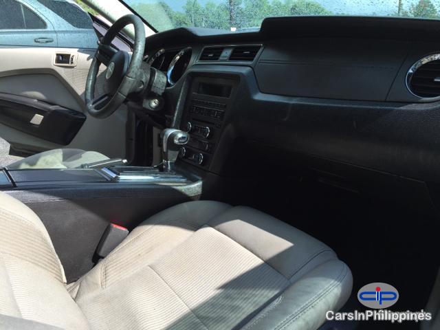 Ford Mustang Automatic 2010 - image 6