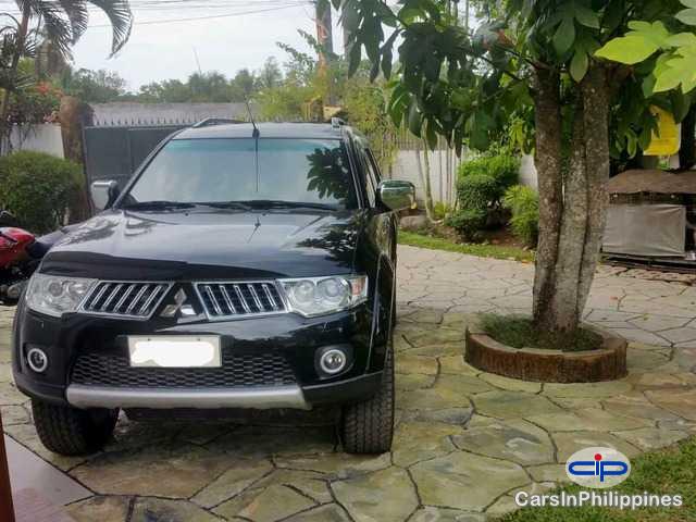 Picture of Mitsubishi Montero Sport Automatic 2010