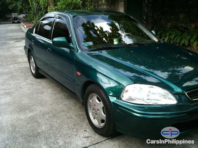Honda Civic Automatic - image 2